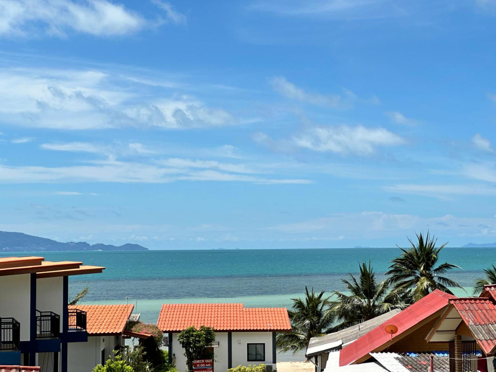 The Scenery Beach Resort Баан Кхай Экстерьер фото